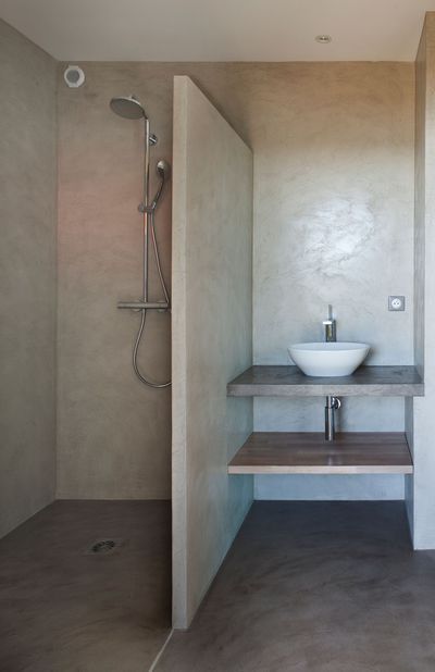 douche italienne béton ciré