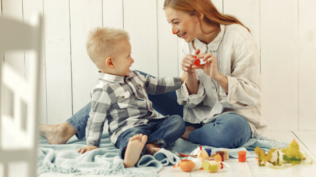 Service de baby-sitting : un atout pour les parents !